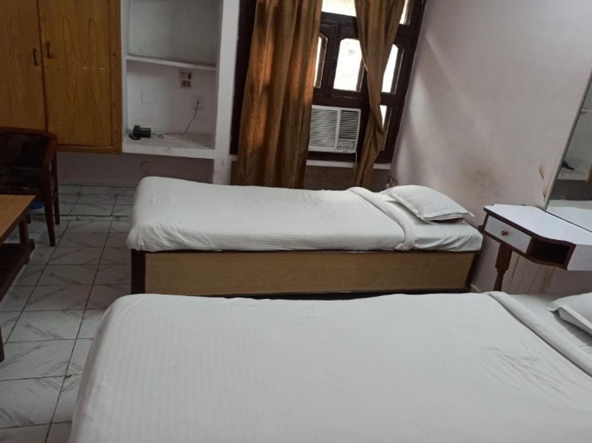 Oyo 80830 Hotel Buddha International Bodh Gaya Exterior photo